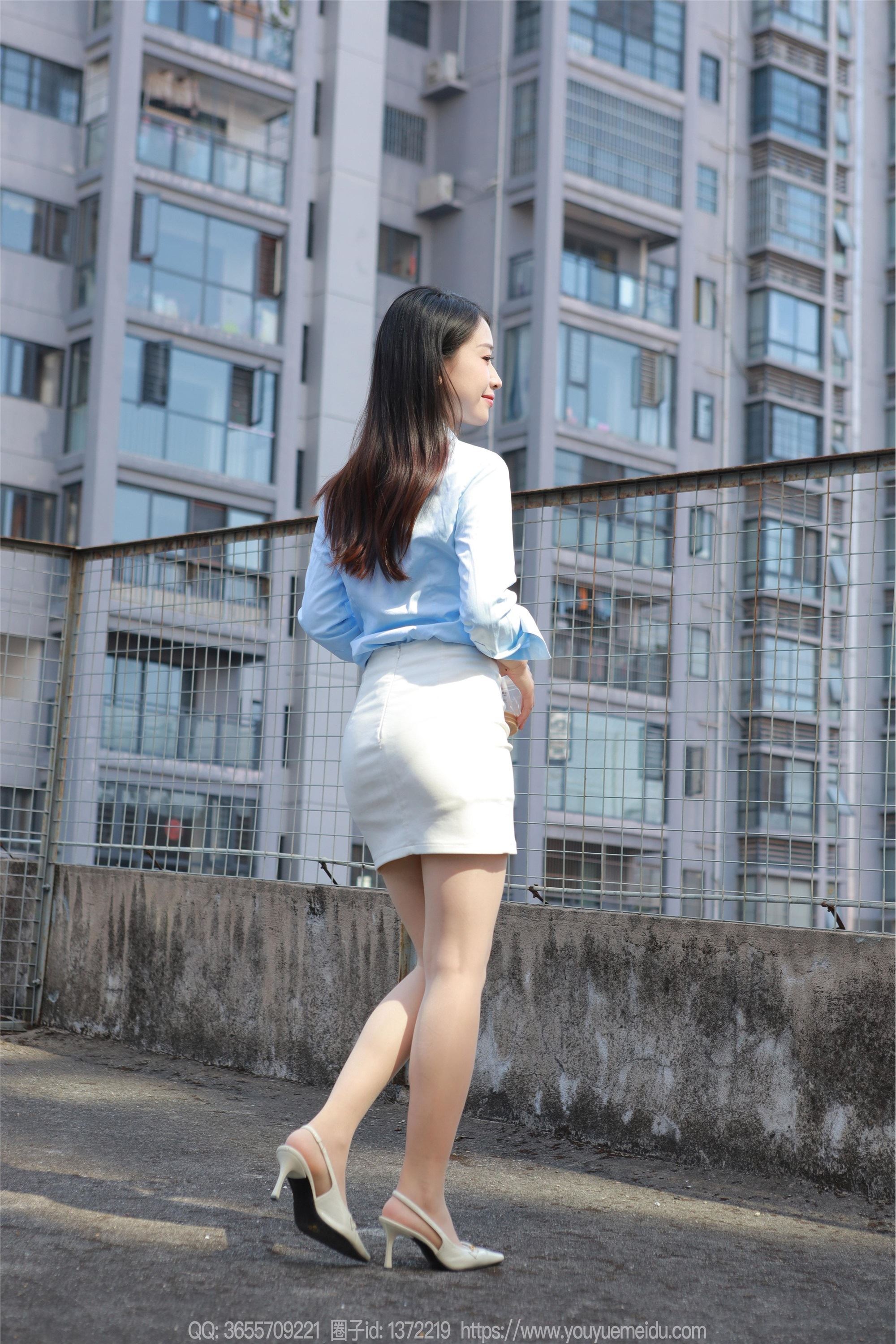 IESS异思趣向  2024.12.04 丝享家 1915 小婕《白色短裙（下）》